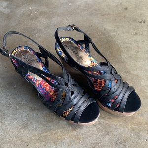 Madden Girl super cute wedges. Brand new!!